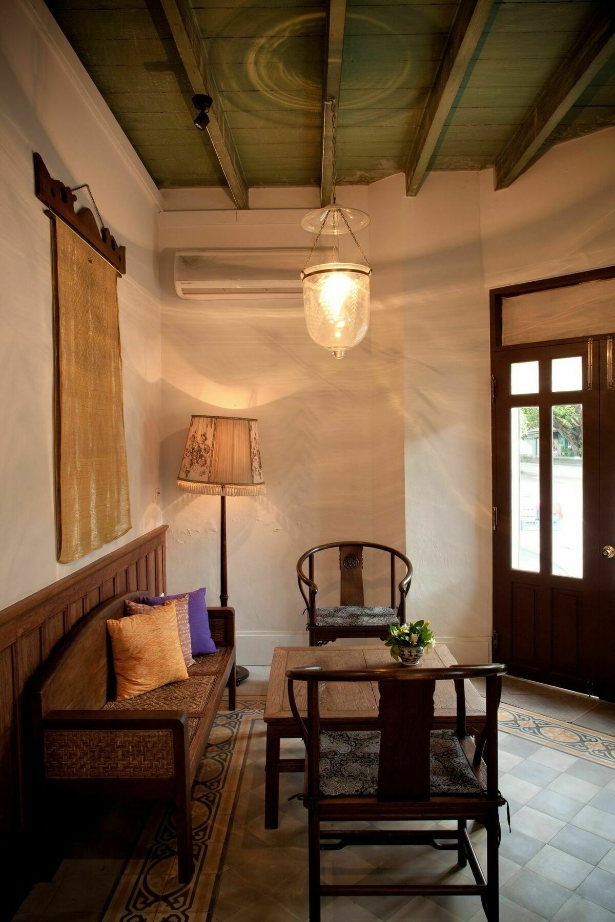 The Asadang Bed And Breakfast Bangkok Ngoại thất bức ảnh