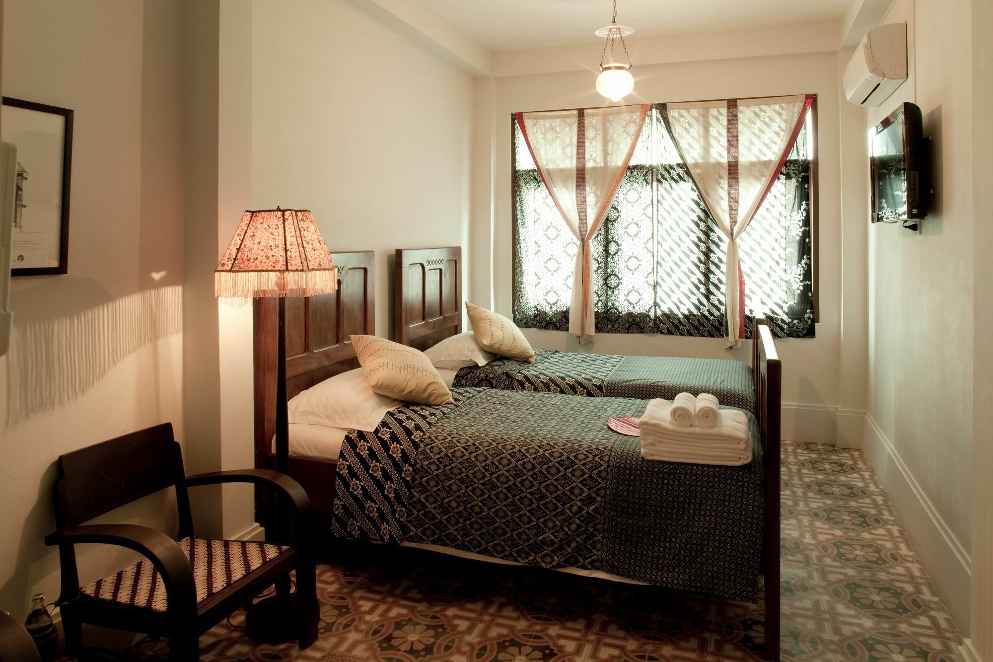 The Asadang Bed And Breakfast Bangkok Ngoại thất bức ảnh