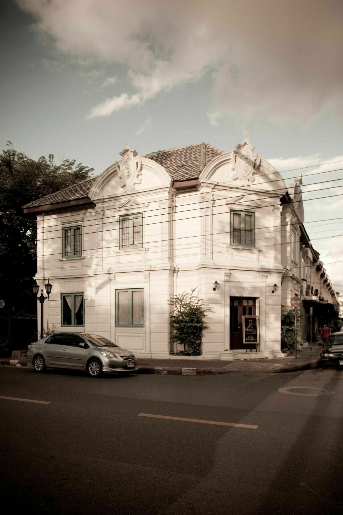 The Asadang Bed And Breakfast Bangkok Ngoại thất bức ảnh